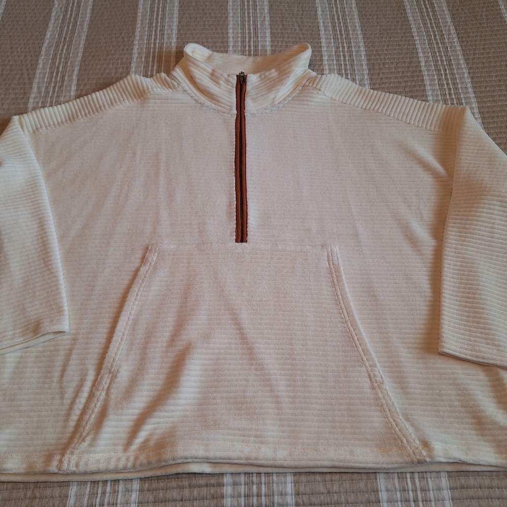 Womens Christopher and banks, quarter zip top, Ivory, size 2X